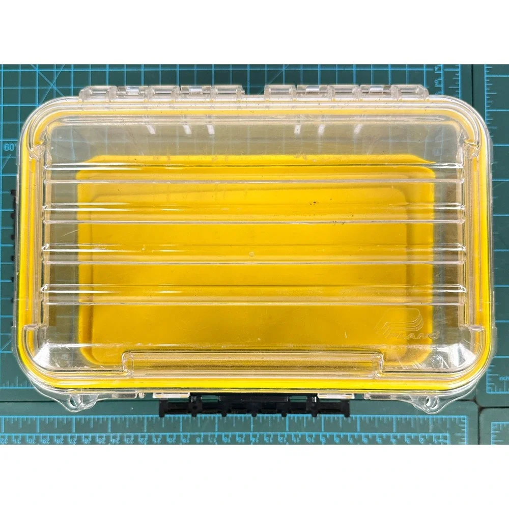 PLANO 1460 DRI LOC SEAL POLYCARBONATE WATERPROOF STORAGE CASE